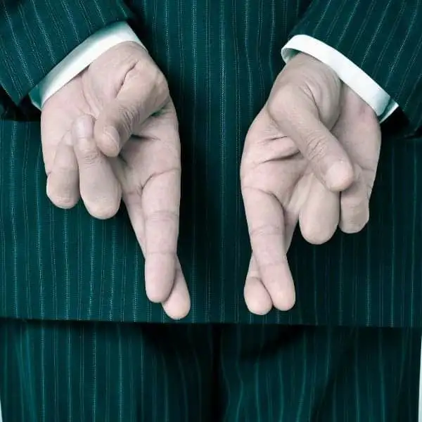 Брехня легко стає звичкою.